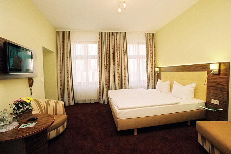 Hotel Zur Insel Werder  Room photo